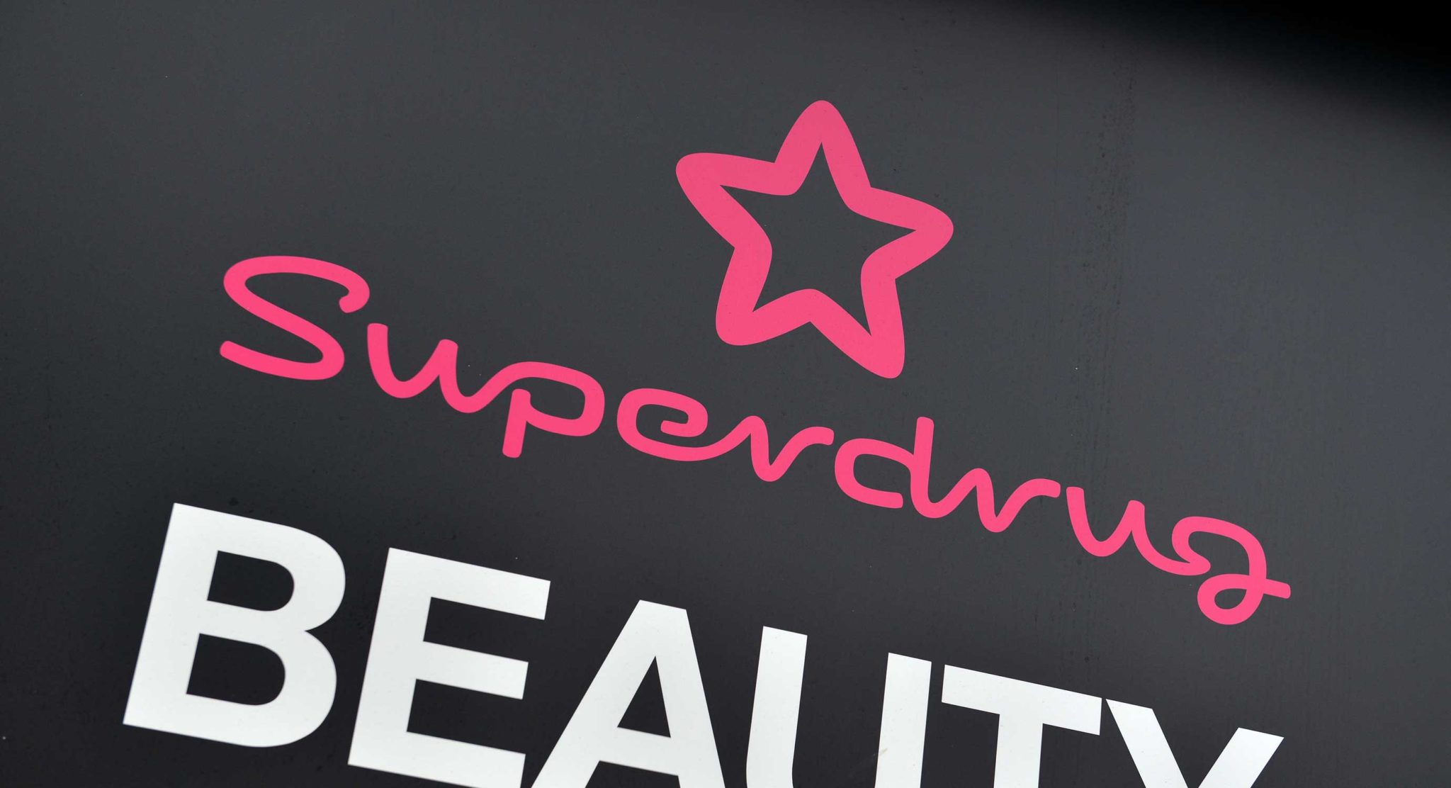 Crown Glass Shopping Centre Praxis Retail